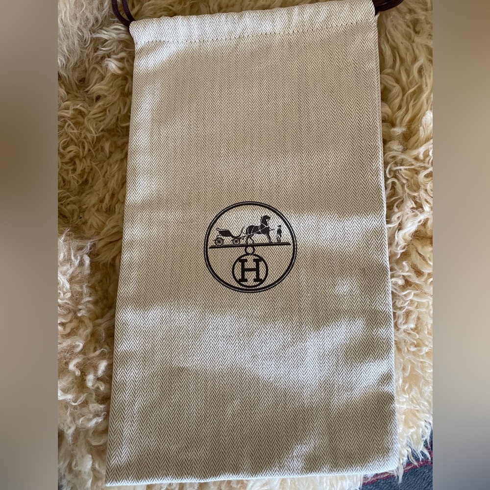 Hermes drawstring dust bag.
